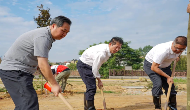 翁源县四套班子领导参加全民义务植树暨...