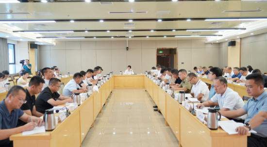 全县上半年经济形势分析会召开